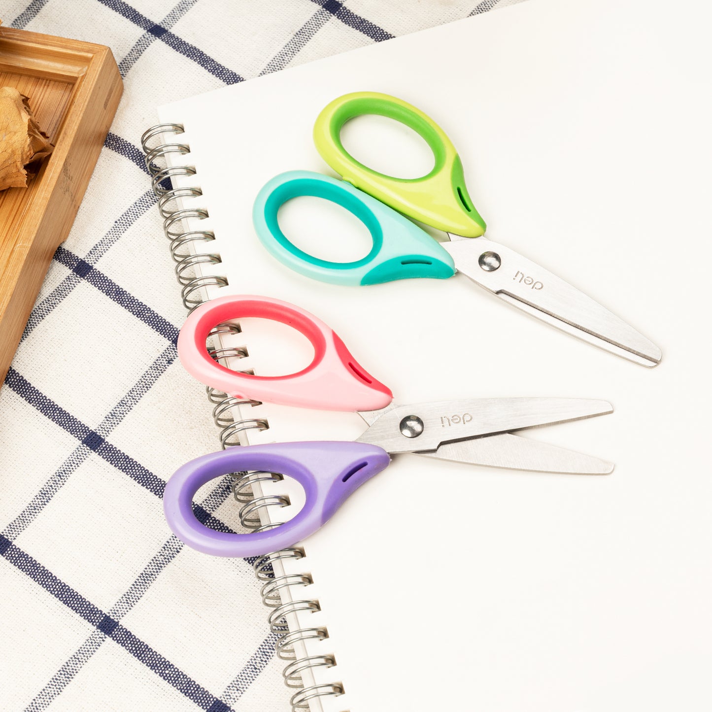 School Scissor - Deli